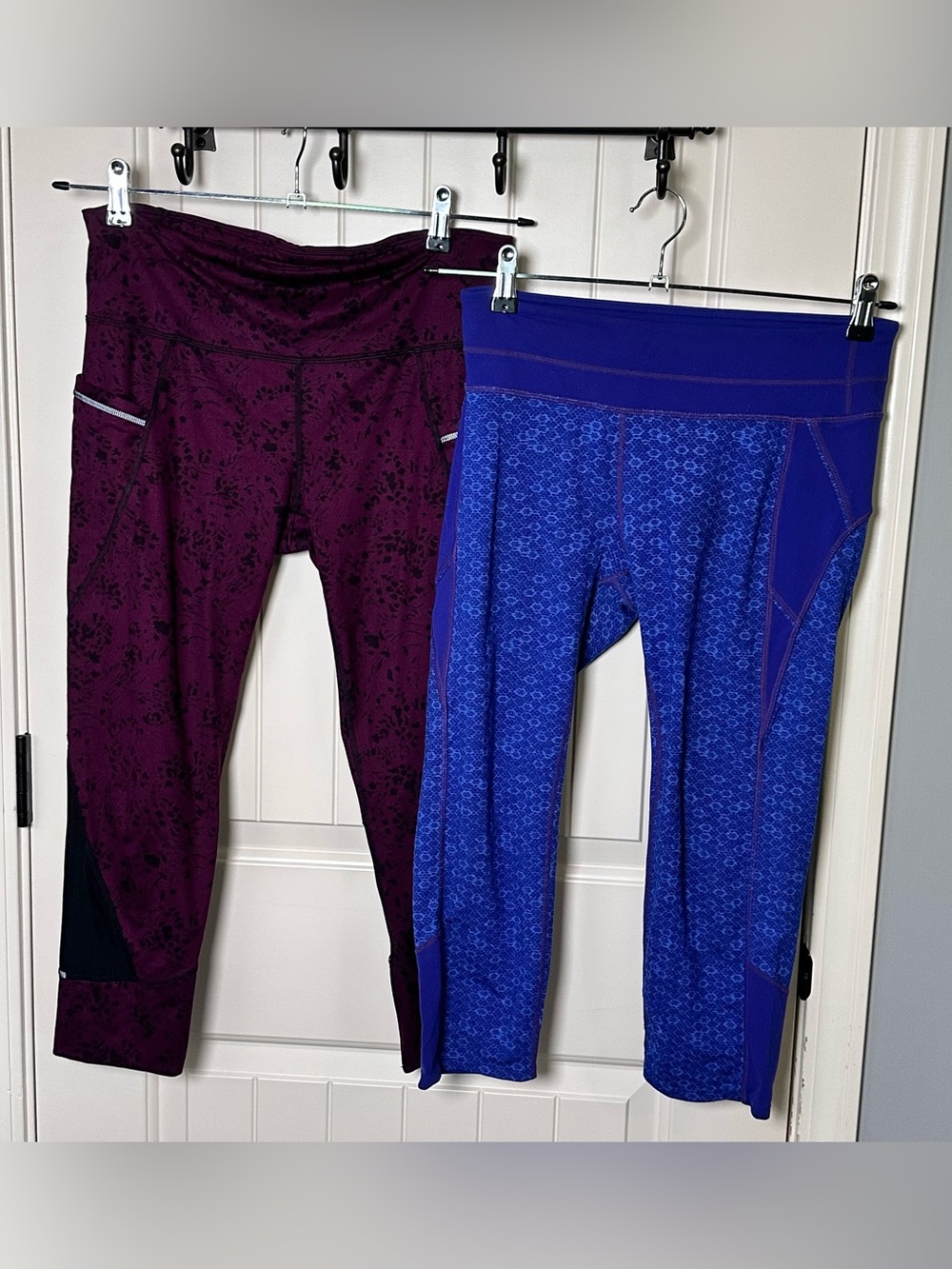Athleta Women’s Medium Cropped Leggings Lot of 2 Blue Purple Burgundy Print